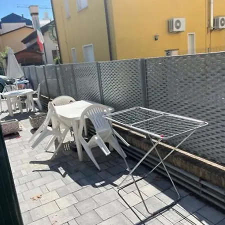 Marila Standard, 6 Posti A Due Passi Dal Mare